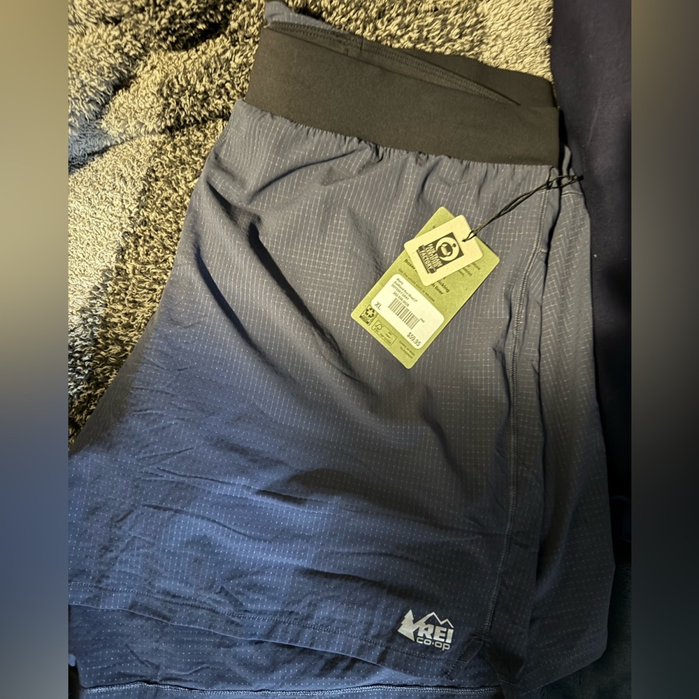 Men’s NWT REI Running Shorts